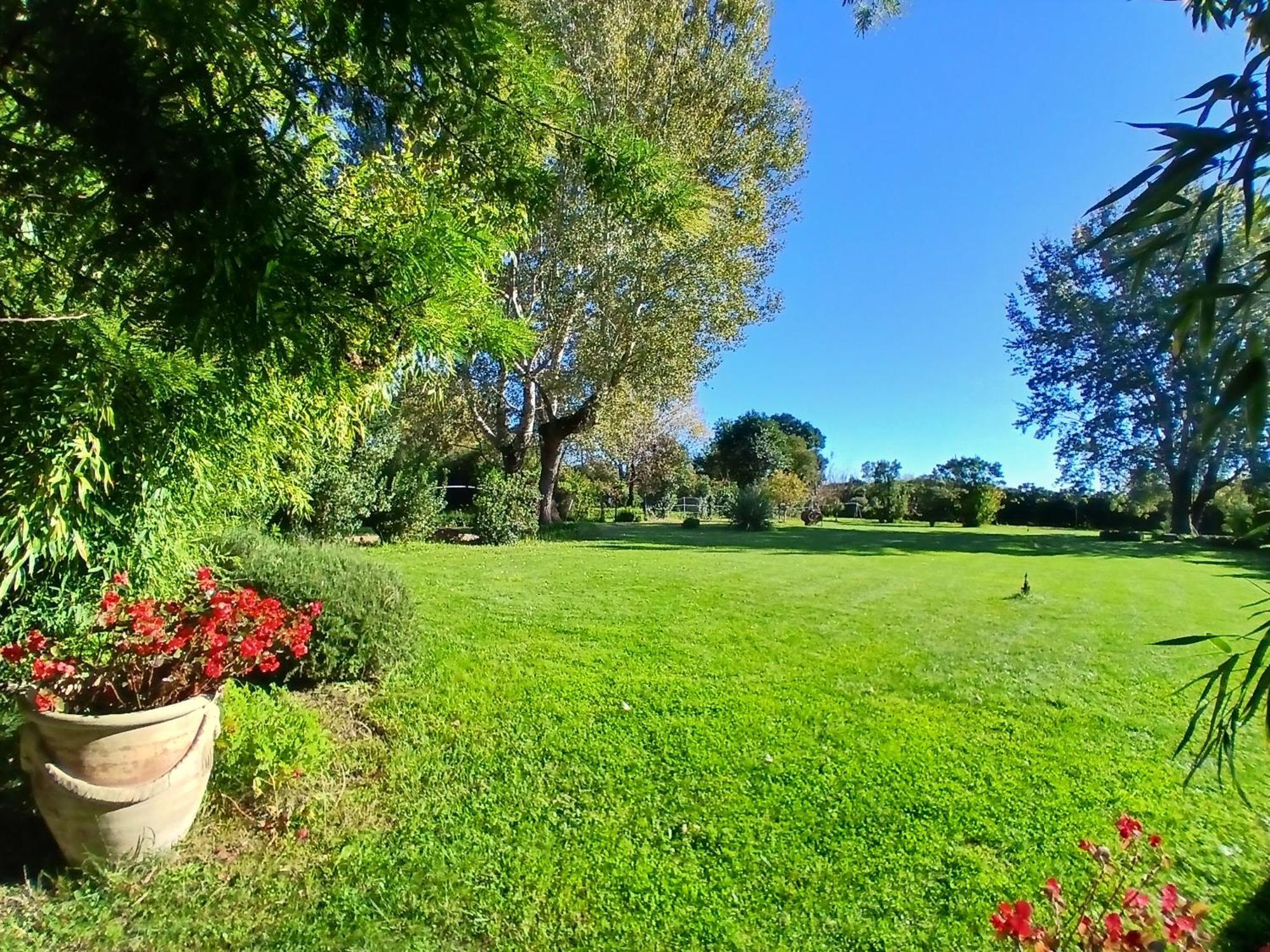 Domaine Du Lac De La Vallee La Roquette-sur-Siagne ภายนอก รูปภาพ